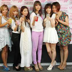 会見に登場した歌姫6組（写真左から）Lisa Halim、三浦サリー、菅原紗由理、ふくい舞、Ceui、中嶋ユキノ