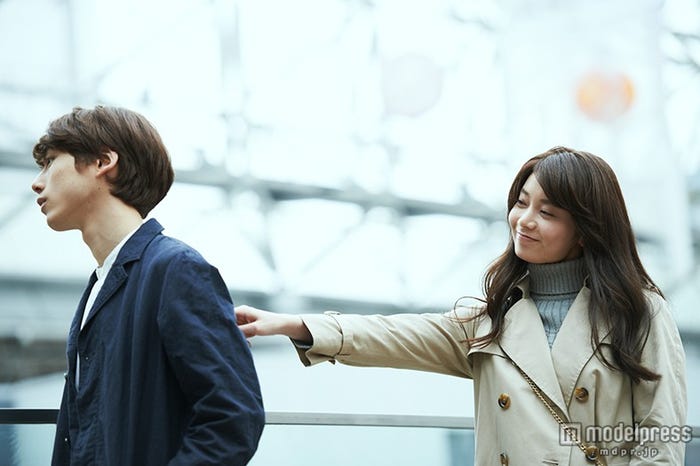 (左より)坂口健太郎、森カンナ