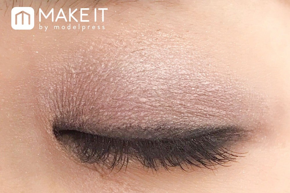 シャネル／レ キャトル オンブル／202 ティセ カメリア 使用 (C)メイクイット