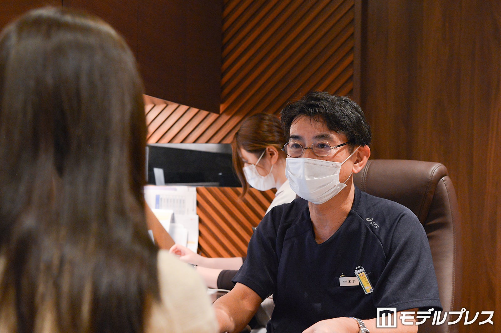 医師との診察（C）モデルプレス