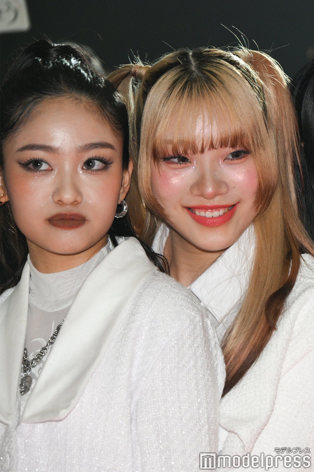 YURI、MAHINA（C）モデルプレス