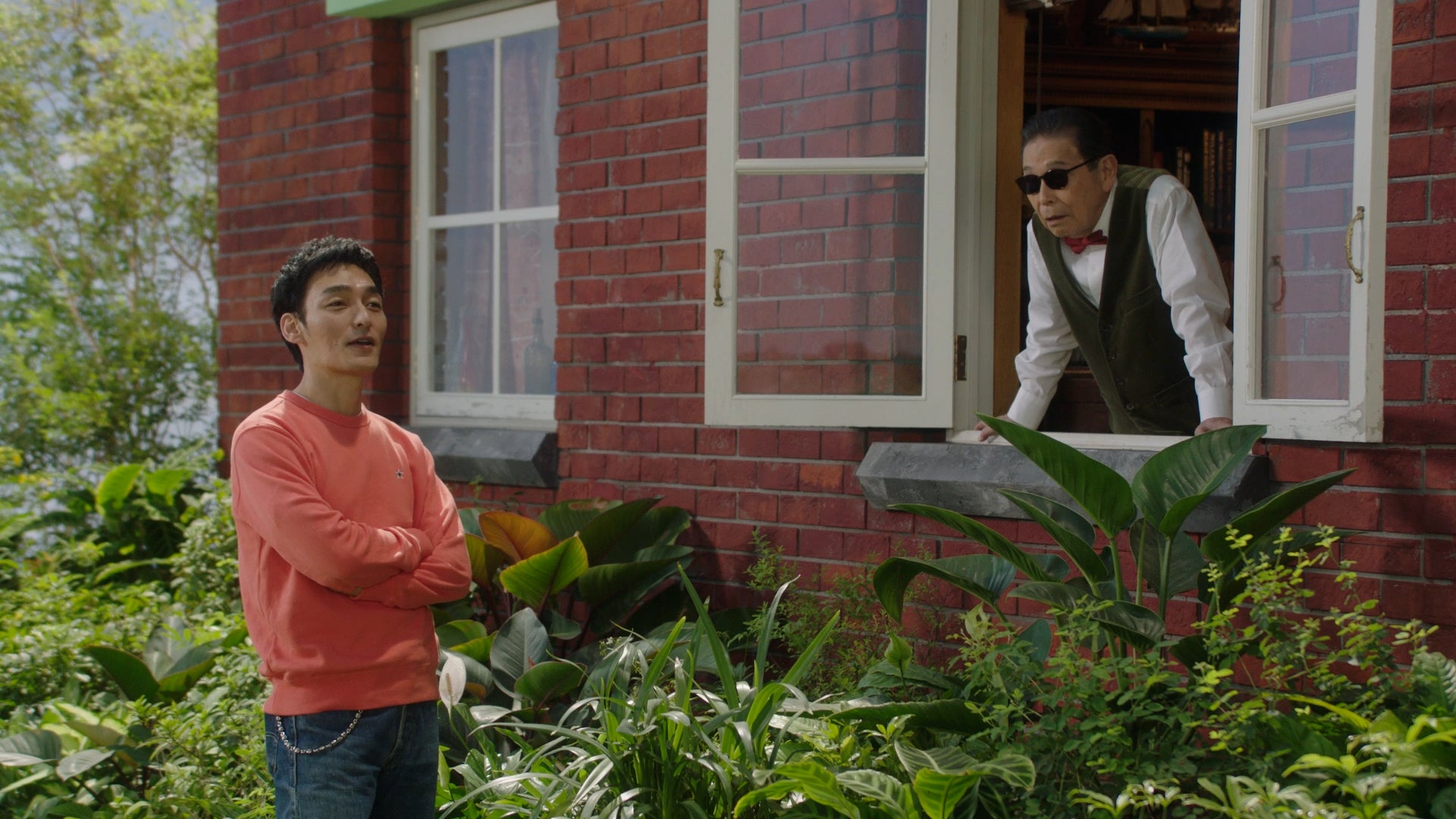 草なぎ剛出演新CMより （提供写真）