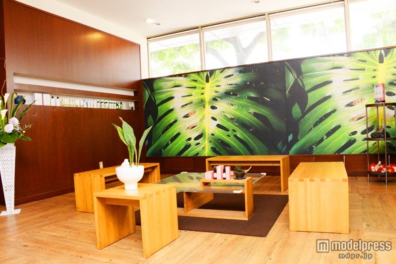 1階はラグジュアリーなエステティクサロン