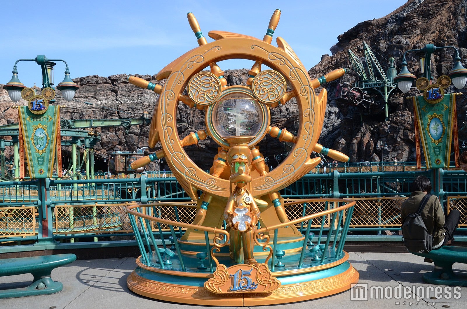 クリスタルポイント／「東京ディズニーシー15周年“ザ・イヤー・オブ・ウィッシュ”」（C）モデルプレス