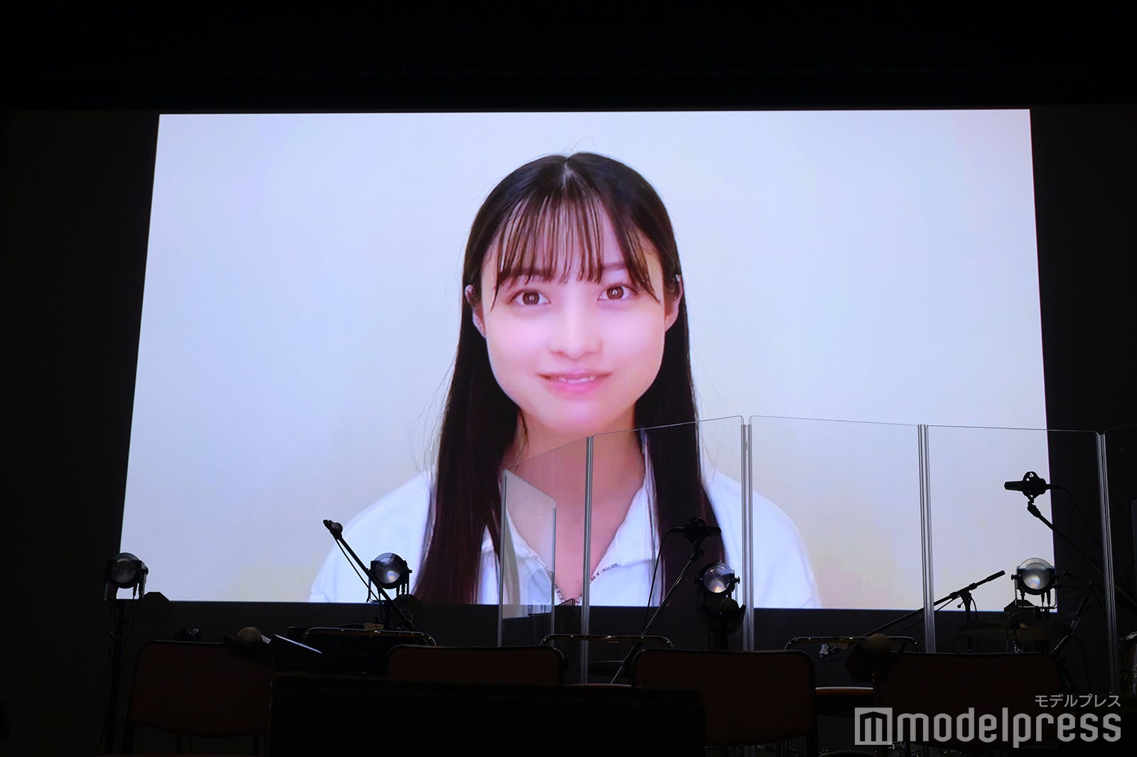 橋本環奈（C）モデルプレス