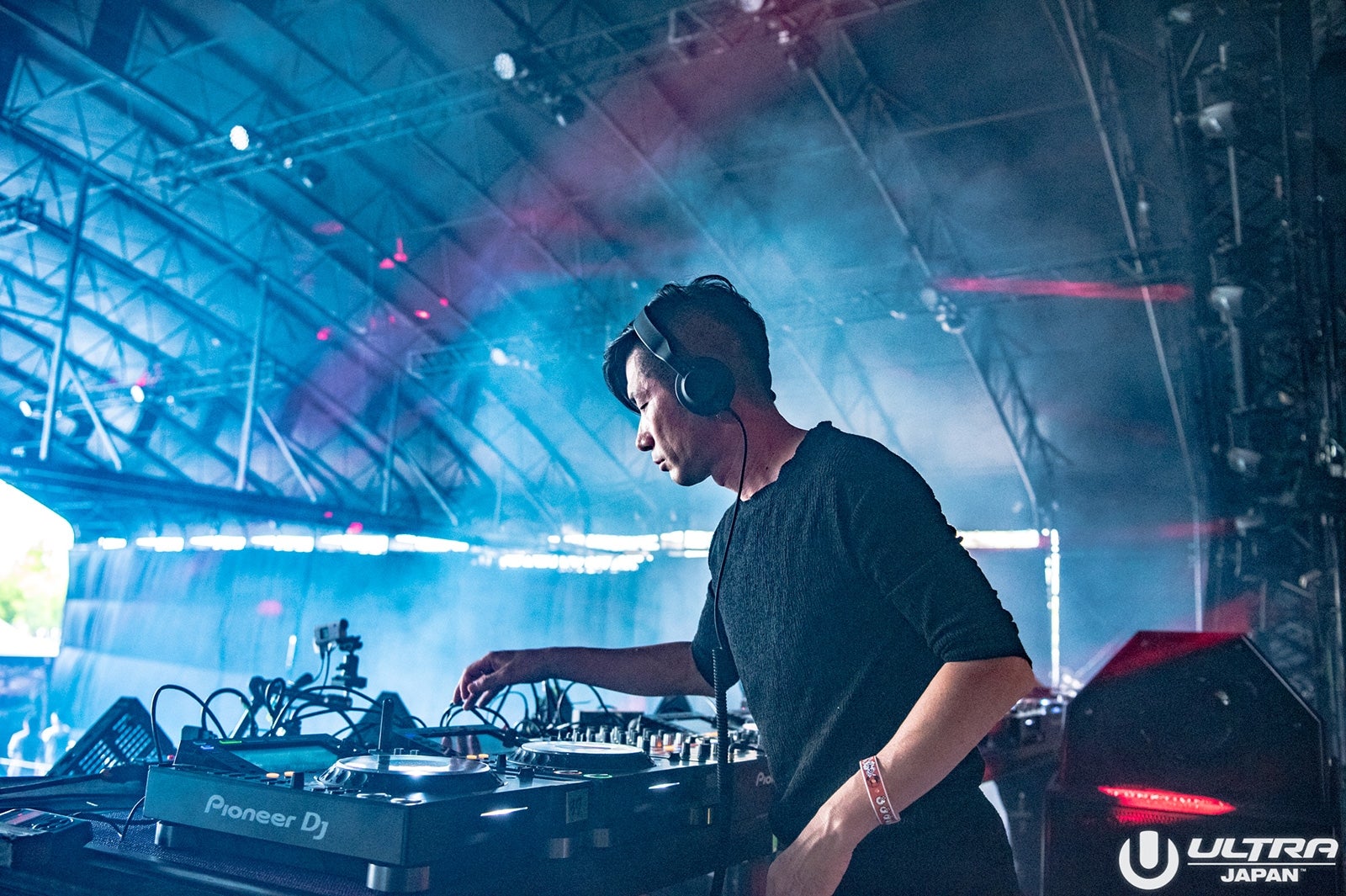 Q’hey「ULTRA JAPAN 2017」初日より／（提供写真）