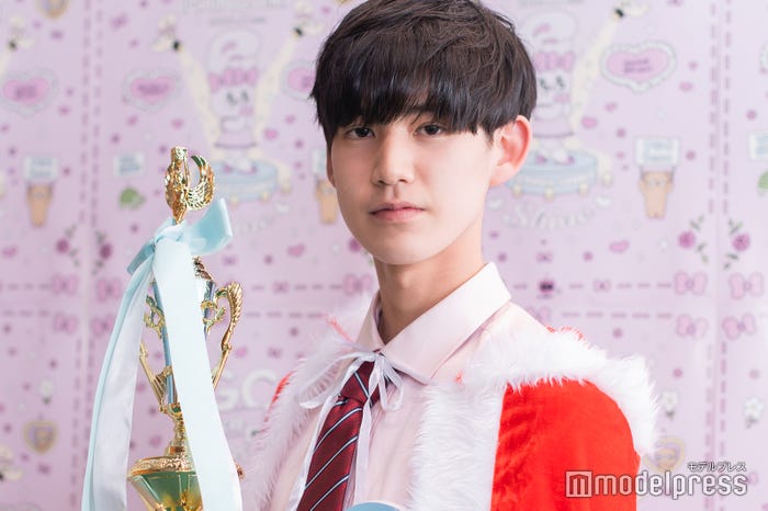 松井芹くん(C)モデルプレス