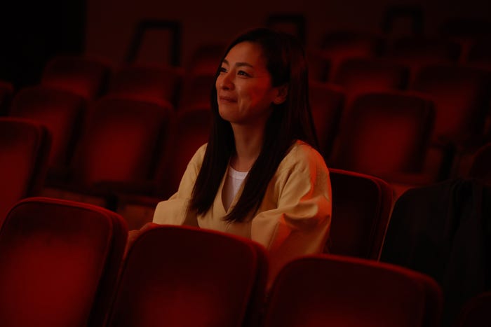 尾野真千子「すべて忘れてしまうから」第8話より(C)テレビ東京/(C)2022 Disney and related entities