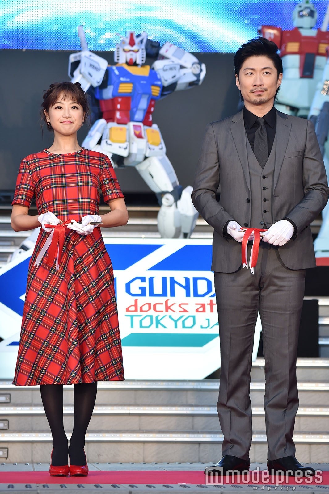 鈴木奈々、MAKIDAI （C）モデルプレス