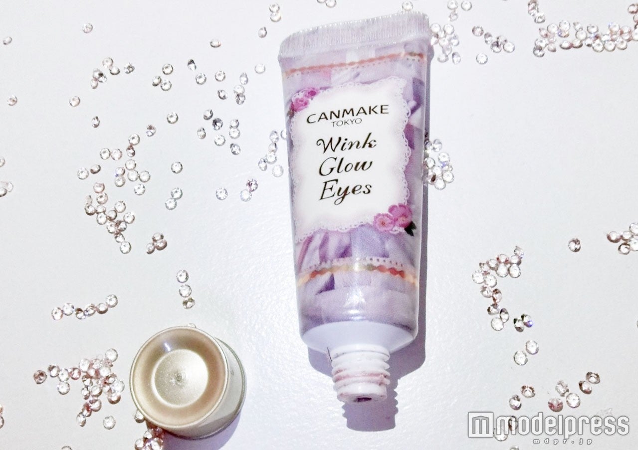 【キャンメイク】「ウィンクグロウアイズ“3 ロマンティックオーラ”」／写真：mari（C）モデルプレス