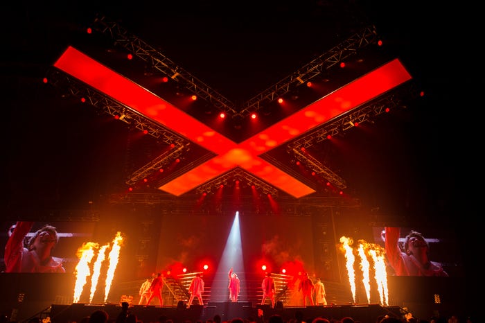 與真司郎(画像提供:avex)