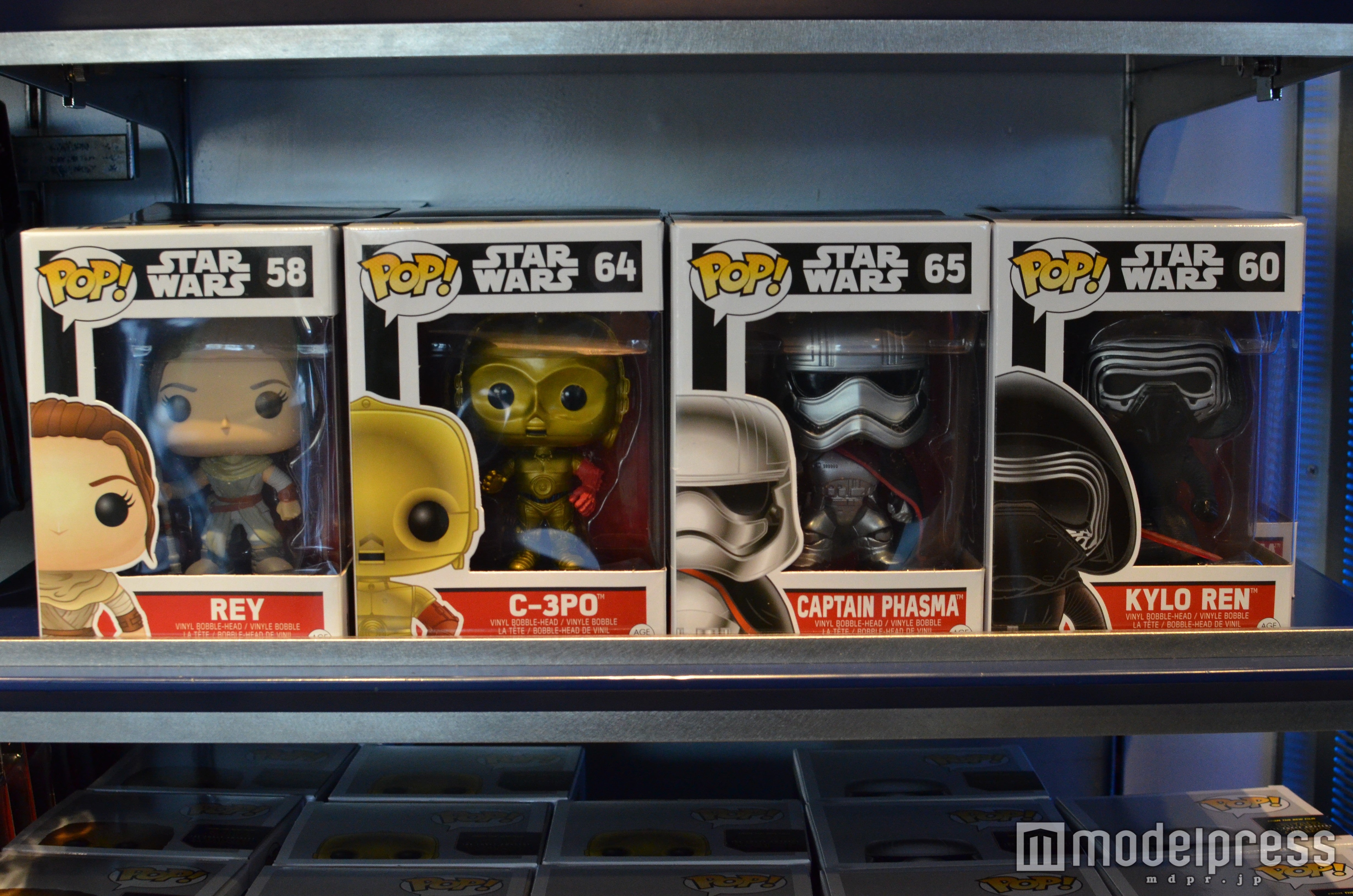 ポップなデザインのグッズも登場（C）モデルプレス