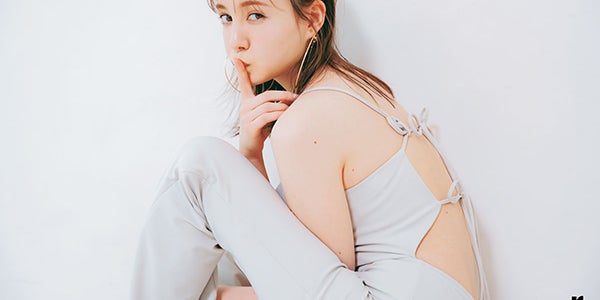 トリンドル玲奈、美背中で魅了 “丸みと透明感”の愛されボディ - モデル