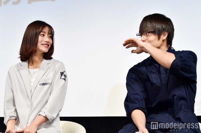 石原さとみ、窪田正孝 (C)モデルプレス