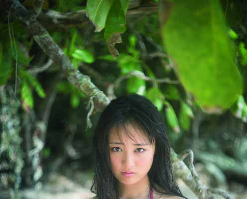 大友花恋史上最高の大人な水着姿 美しく磨かれたボディライン披露