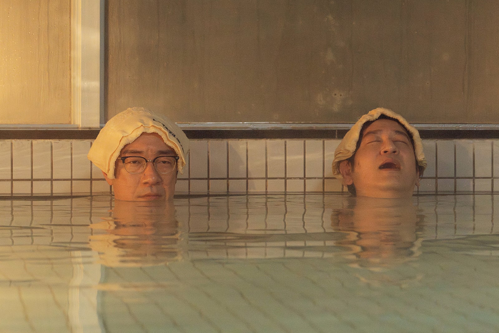 角田晃広、田中直樹「ホットスポット」最終話（C）日本テレビ