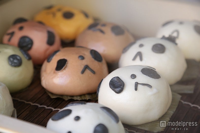「老維新」のパンダまんは味も様々、300円～