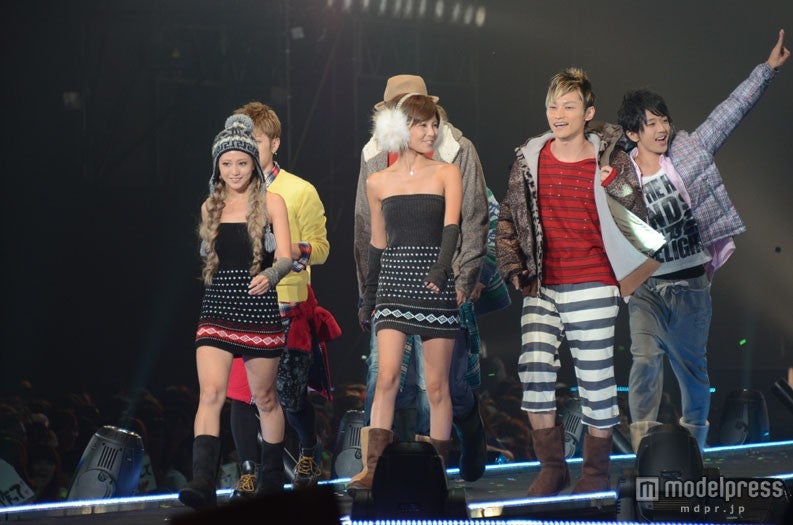 ファッションショーに登場したAAA