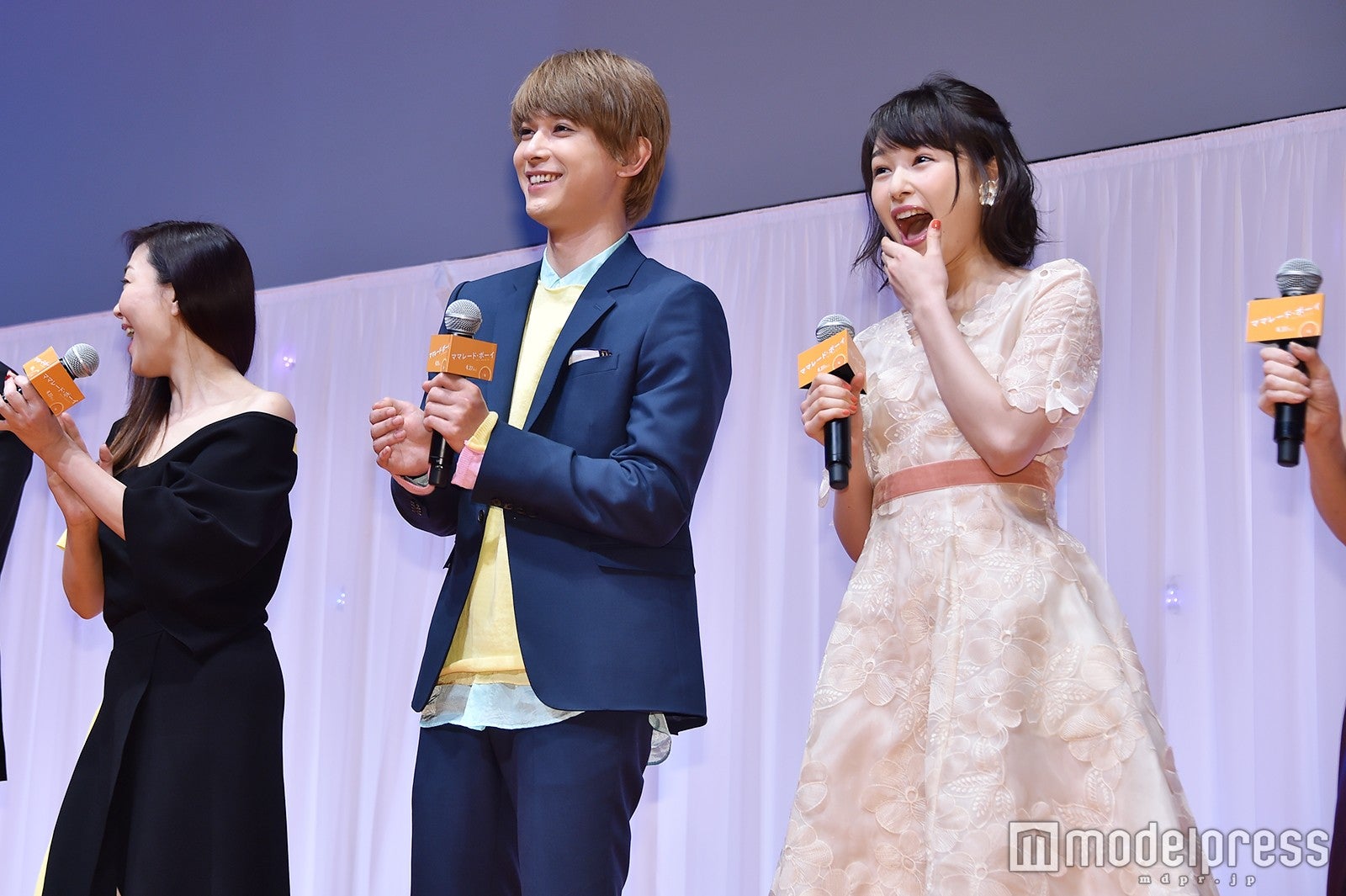 吉沢亮、桜井日奈子 （C）モデルプレス