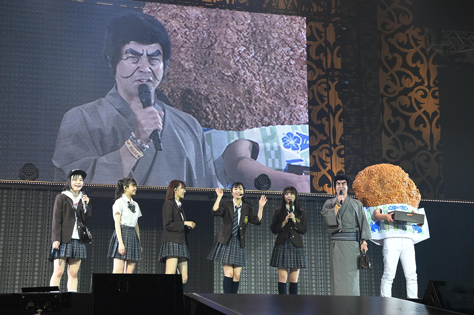 「HKT48春のアリーナツアー2018～これが博多のやり方だ！～」沖縄公演より （C）AKS