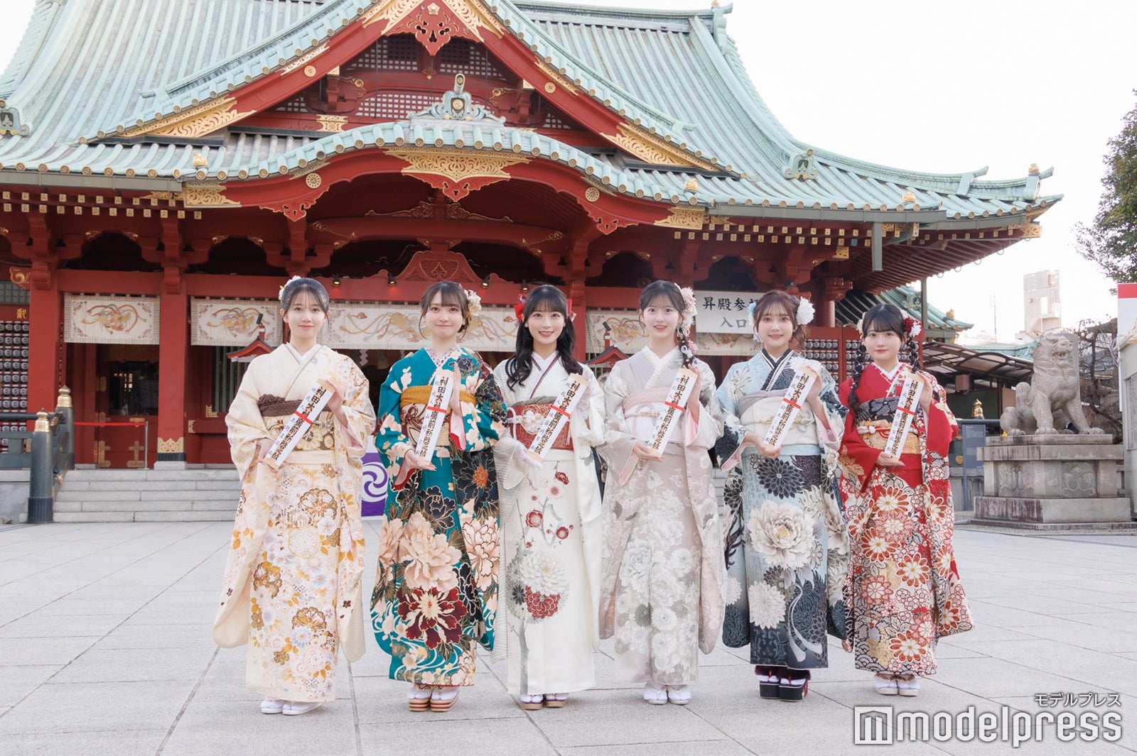 正鋳真優、山崎空、佐藤綺星、八木愛月、鈴木くるみ、布袋百椛（C）モデルプレス