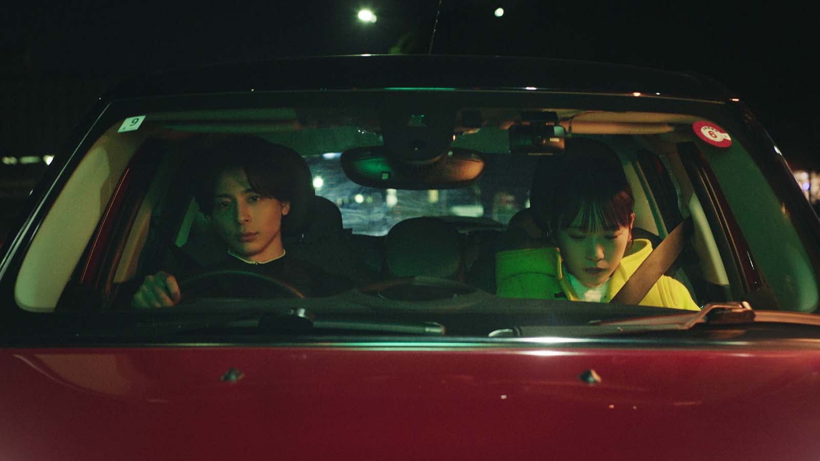 高杉真宙、川栄李奈「となりのナースエイド」より（C）日本テレビ