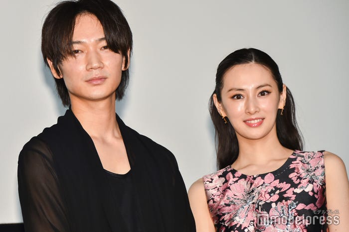 綾野剛、北川景子 (C)モデルプレス