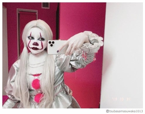 益若つばさ「やりすぎてしまった」“ペニーワイズ”コスプレに反響「夢に出てきそう」