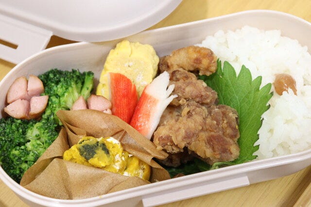 ごはんが付きにくいランチボックス500ml　使用例