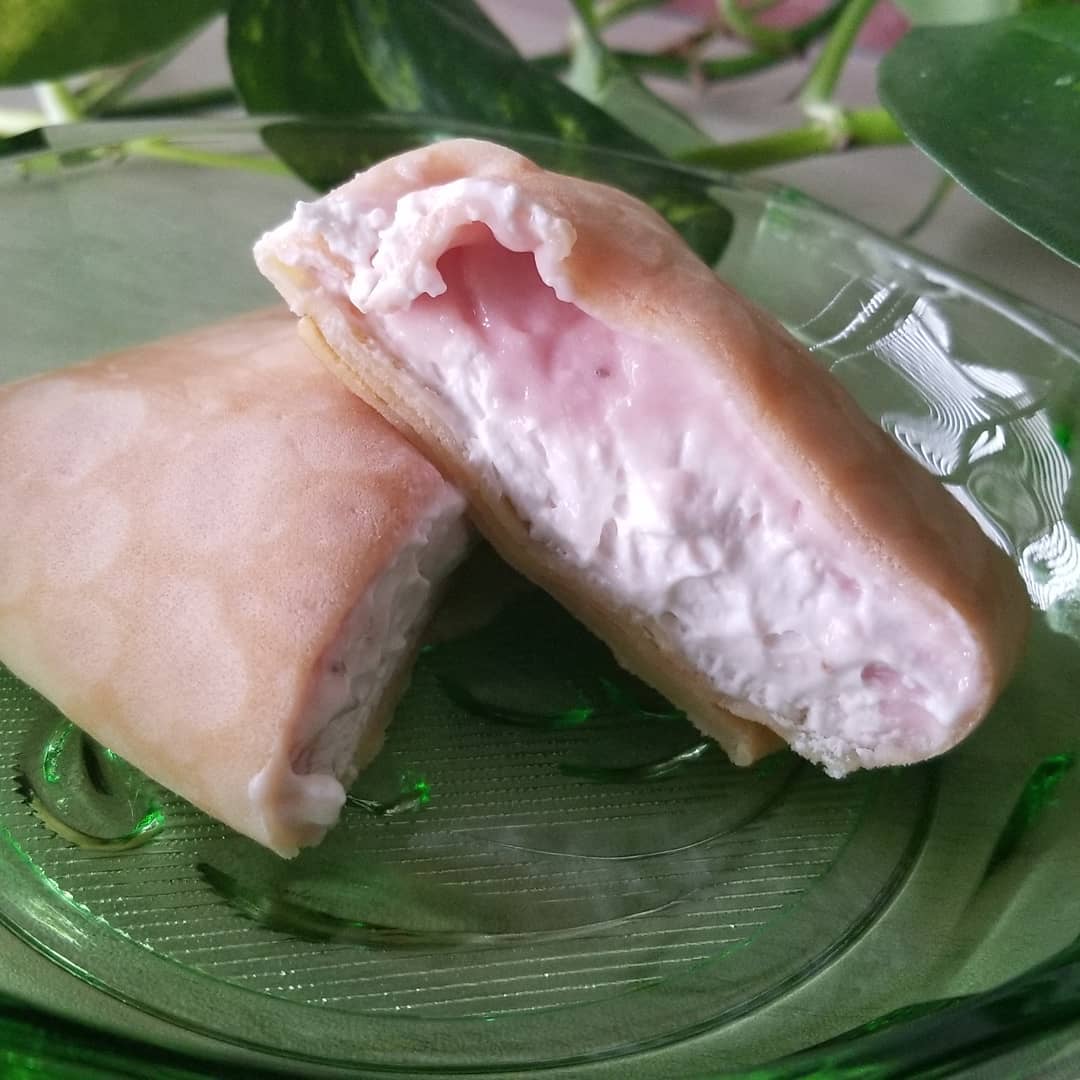 もっちりクレープ苺のダブルレアチーズ