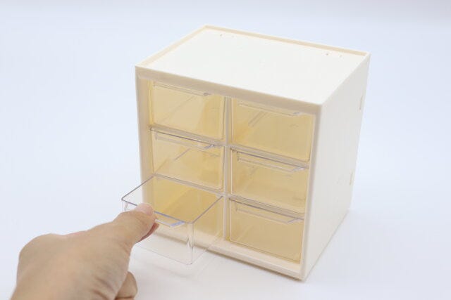 ミニ引き出し　引き出す