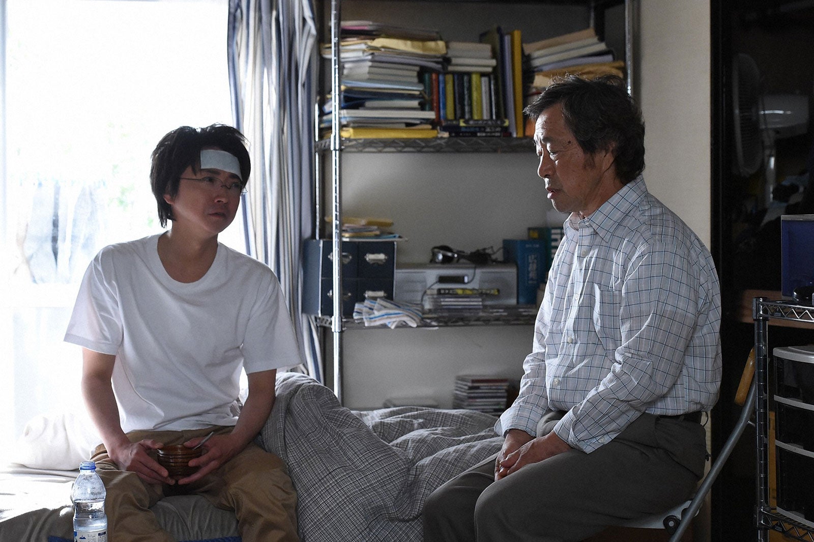 藤原竜也、武田鉄矢／『リバース』最終話より（画像提供：TBS）