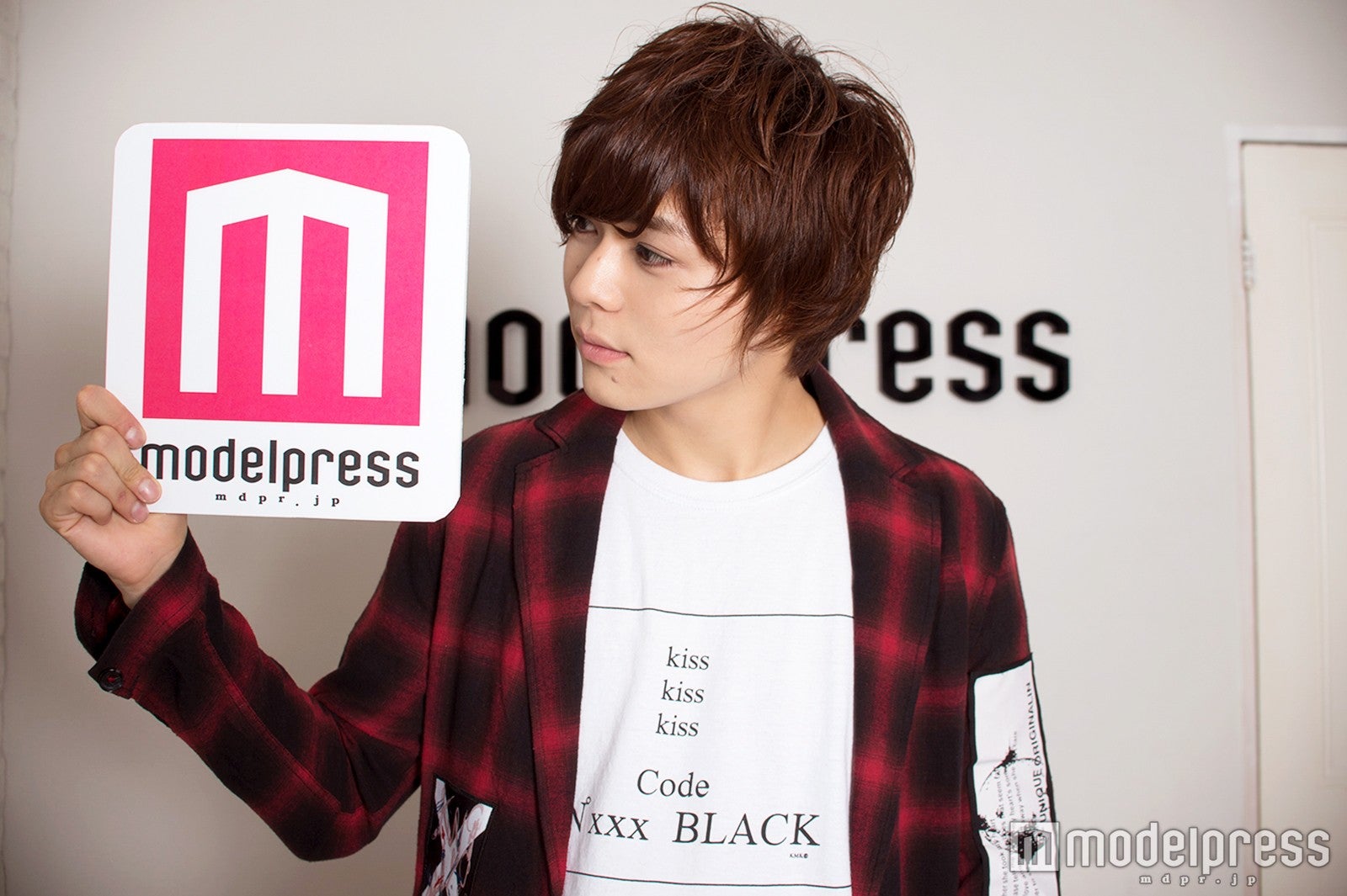 モデルプレスに来社！（C）モデルプレス
