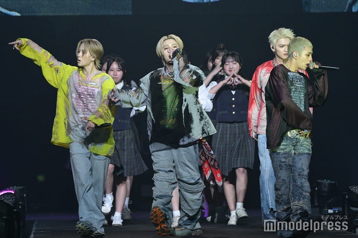 WOLF HOWL HARMONY(C)モデルプレス