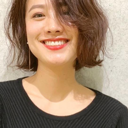トレンドに惑わされない!ナチュラルで自分に馴染んでいるヘアカラーを見つけて♡