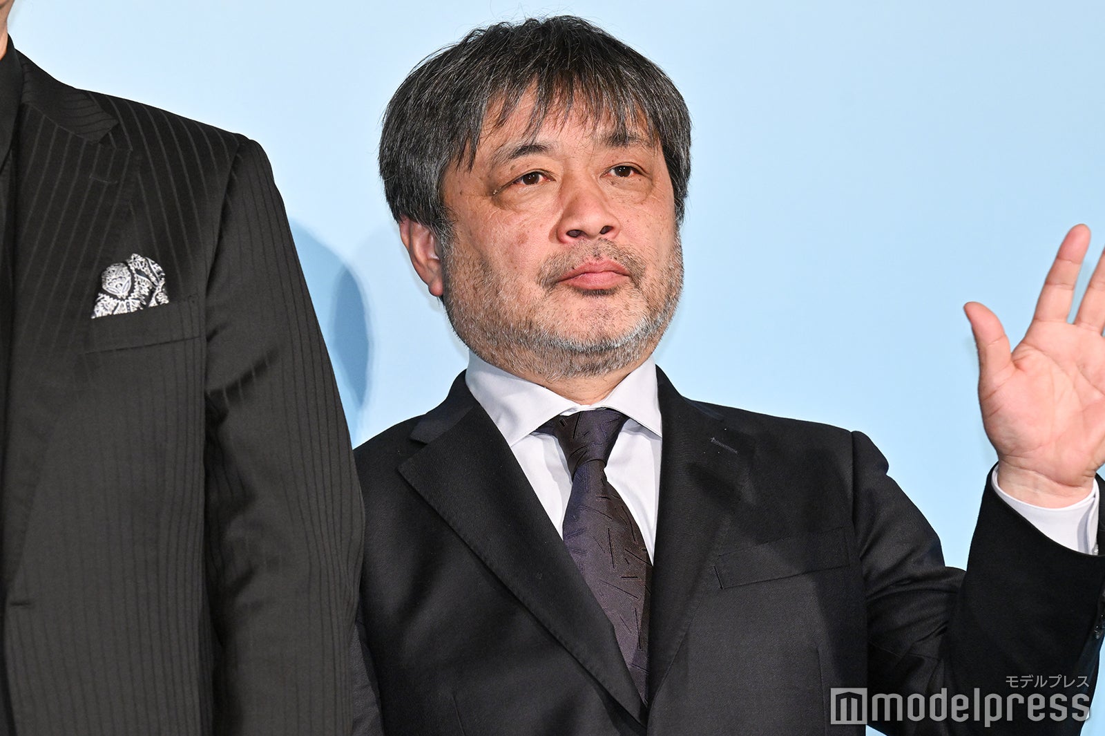 岸善幸監督（C）モデルプレス