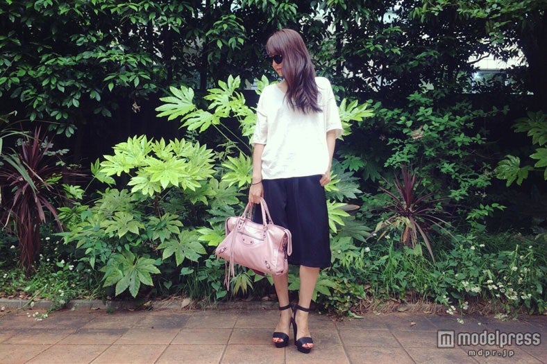 ホワイト×ブラック