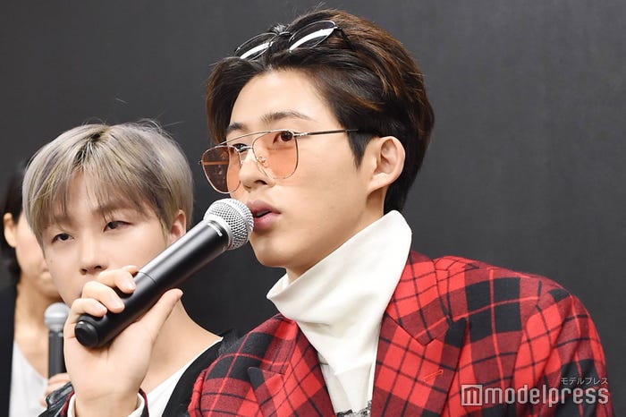 B.I (C)モデルプレス