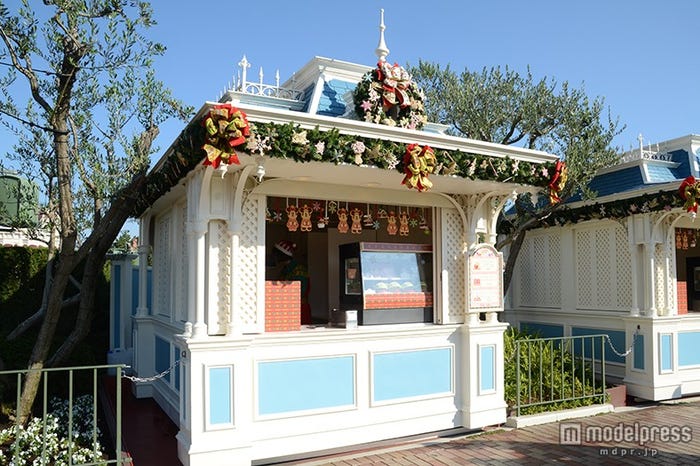 ディズニーランドの限定スウィーツを販売するイベントブース