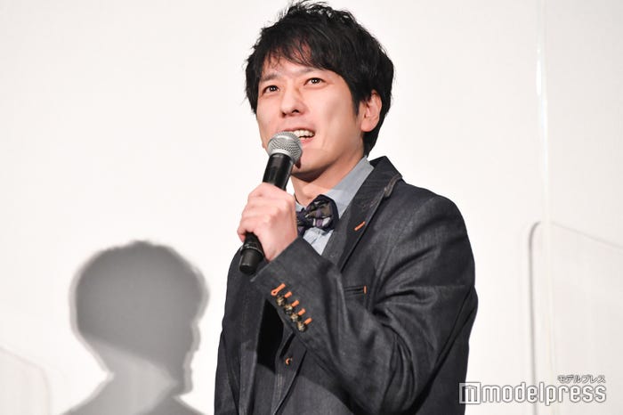 “日本一忙しくなった”への拍手にドヤ顔の二宮和也 (C)モデルプレス