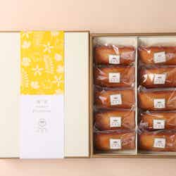 【パティスリー QBG】はちみつフィナンシェ10個入2,400円 (税込)/画像提供:(株)JR 東日本ステーションリテイリング