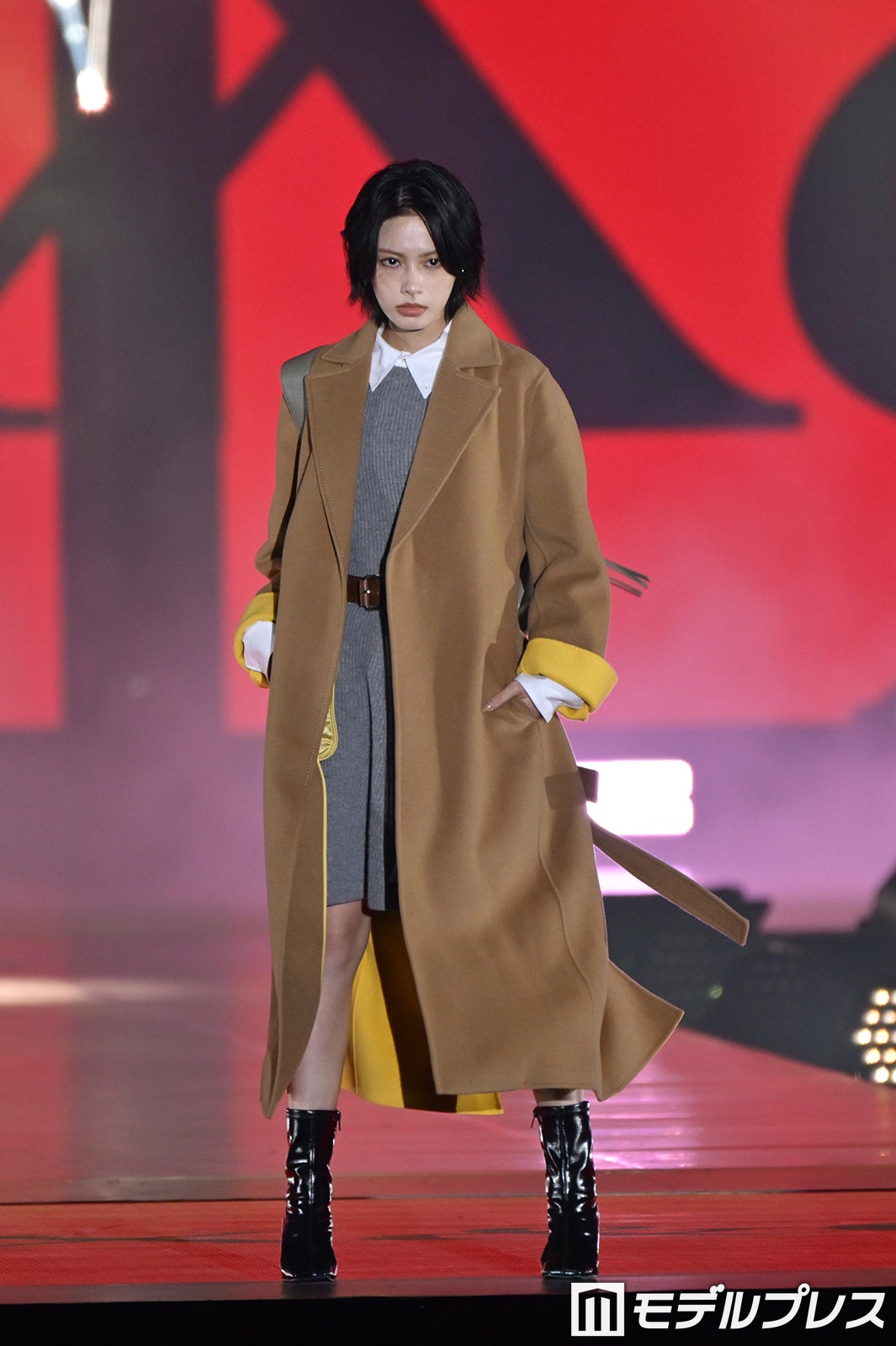 （C）モデルプレス
