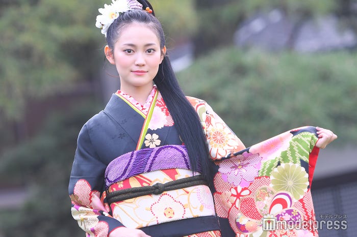 吉本実憂 (C)モデルプレス