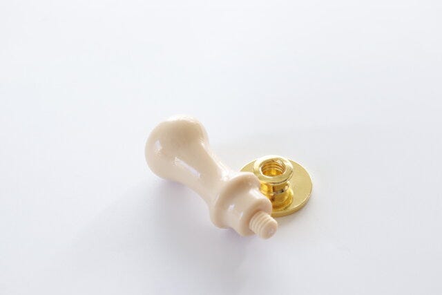 100円ショップ　100均　100円　百円　百円ショップ　便利　優秀　使える　おすすめ　オススメ　レビュー　人気　セリア　seria　シーリングワックス　押し型　魔法陣　シーリングスタンプ