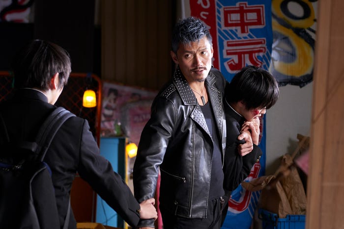 岩永洋昭「モブサイコ100」第9話より(C)ONE・小学館/ドラマ「モブサイコ100」製作委員会