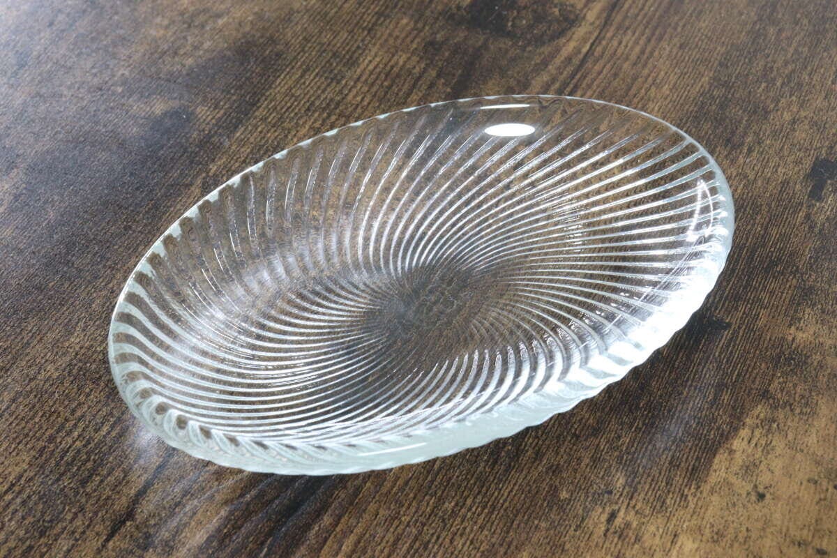 セリア　ガラス　皿　高見え　食器