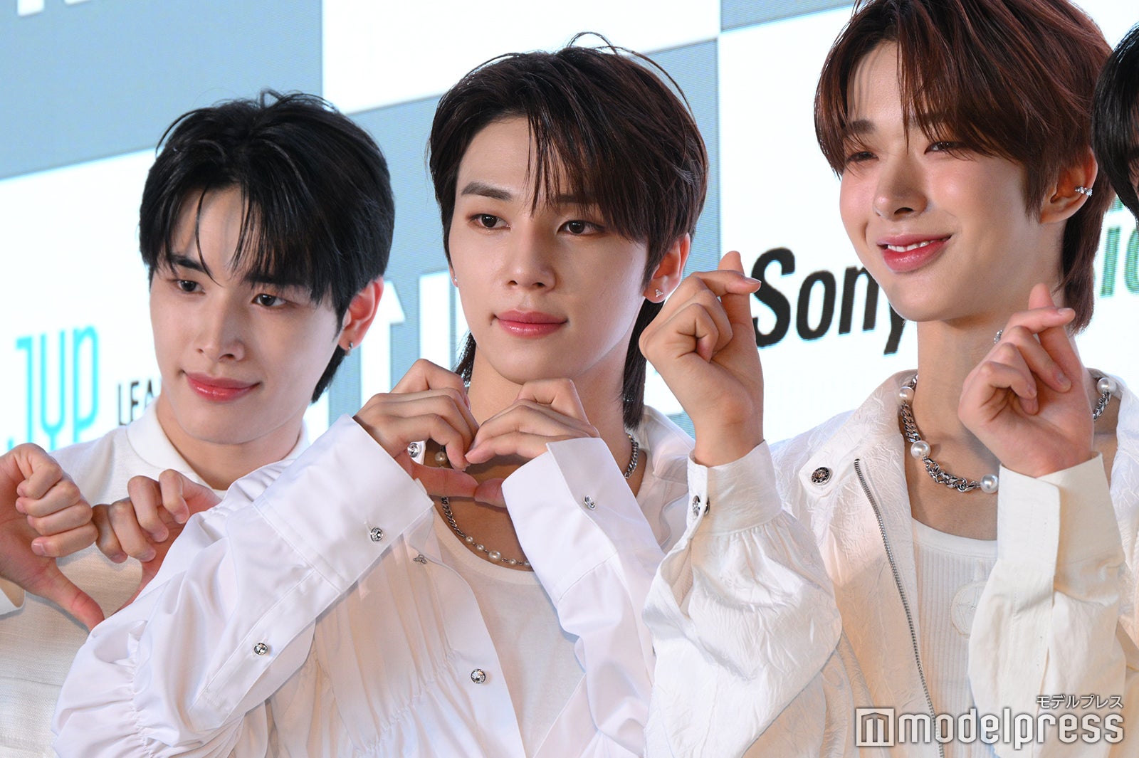 NEXZ／HARU（ハル）、SO GEON（ソ ゴン）、TOMOYA（トモヤ）（C）モデルプレス