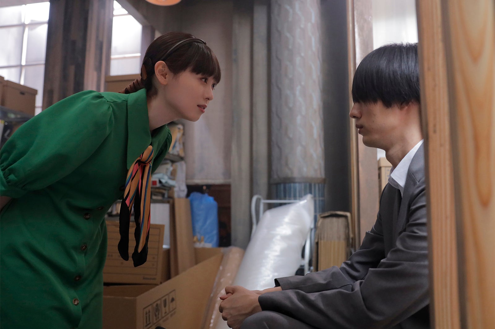 福原遥、清水尋也「マル秘の密子さん」第2話より（C）日本テレビ