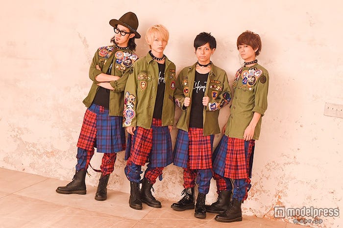 (左から)わちゅ~、TSUBASA、大輝、Jun