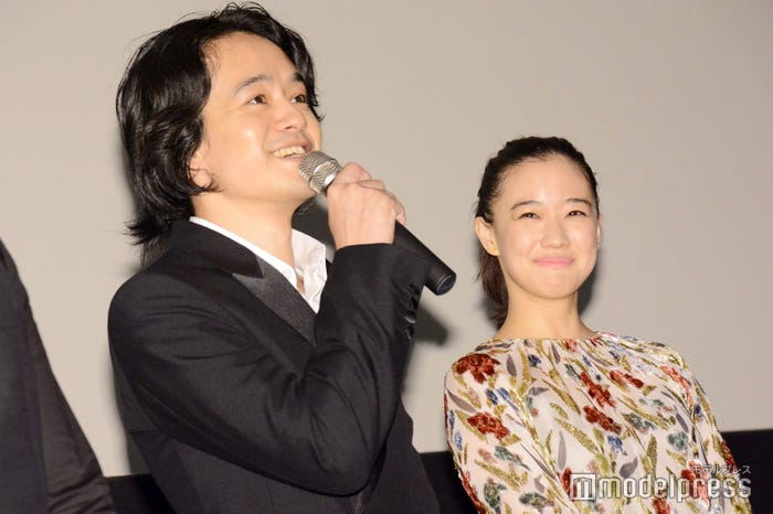 池松壮亮、蒼井優(C)モデルプレス
